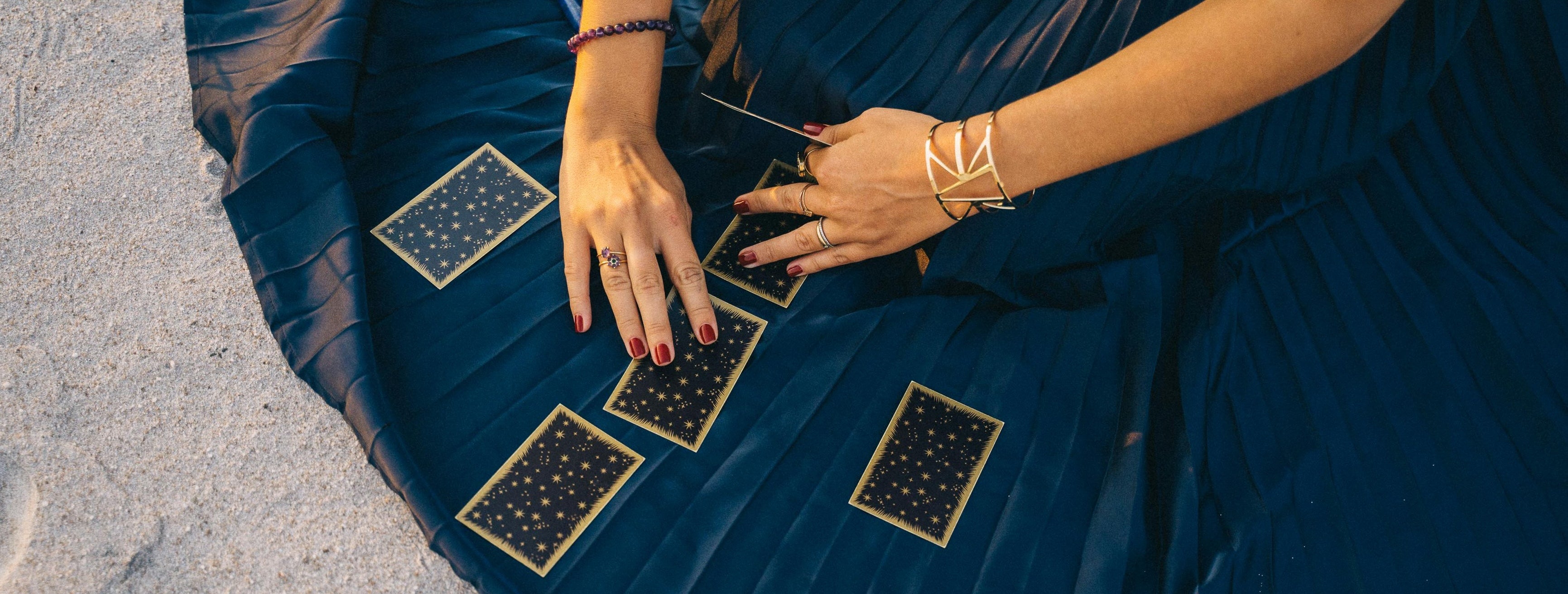 Tarot y Oráculos