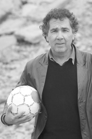Foto de Hernán Rivera Letelier