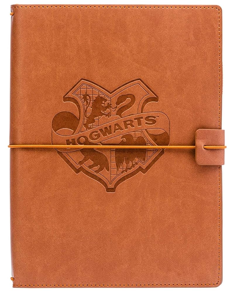 Harry Potter: Welcome To Hogwarts Traveler's Notebook Set: (Refillable Notebook)