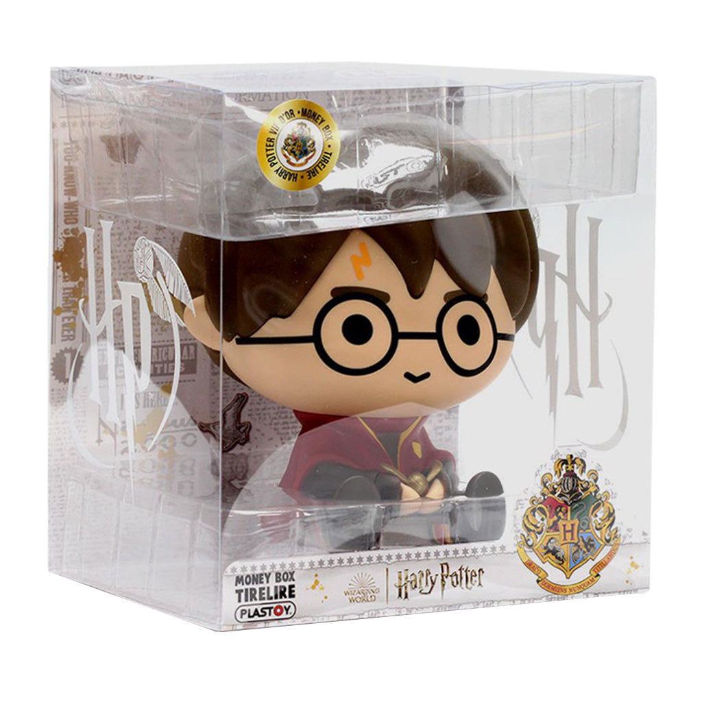 Harry Potter alcancia de la snitch dorada